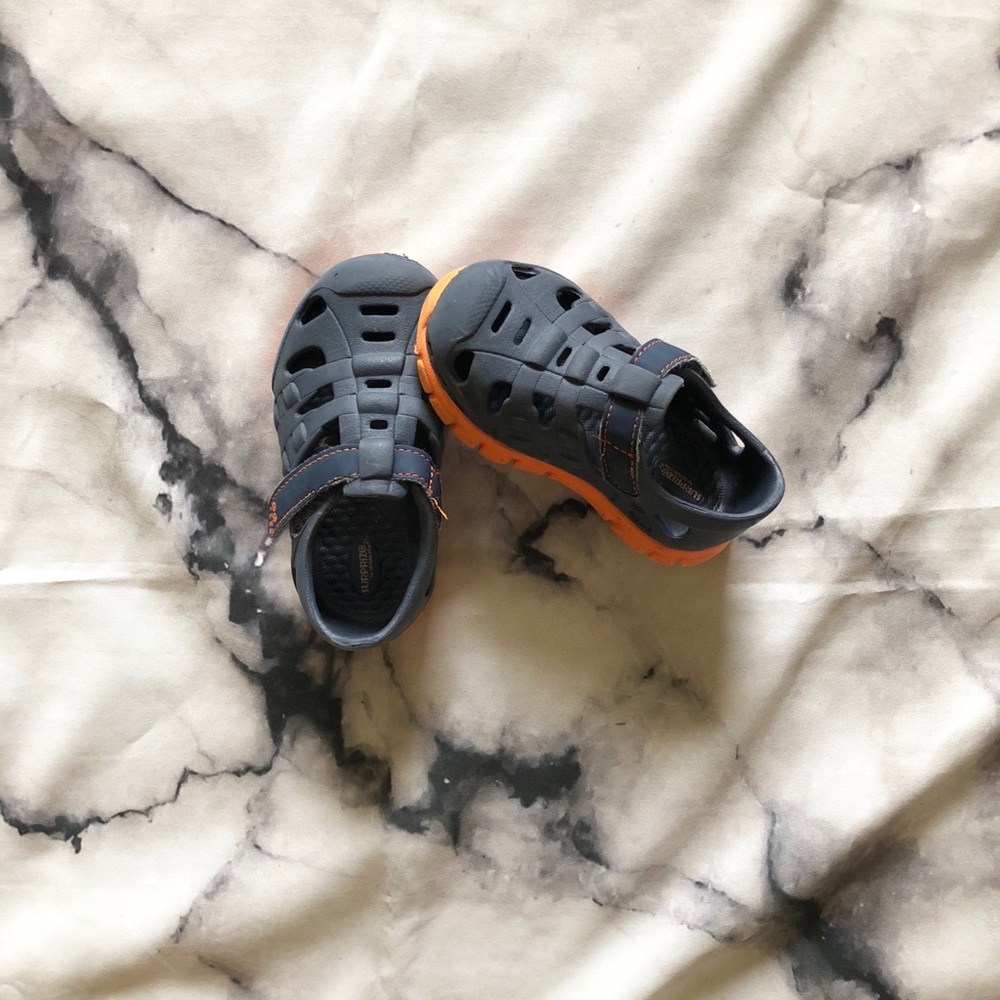 Toddler stride rite water shoes